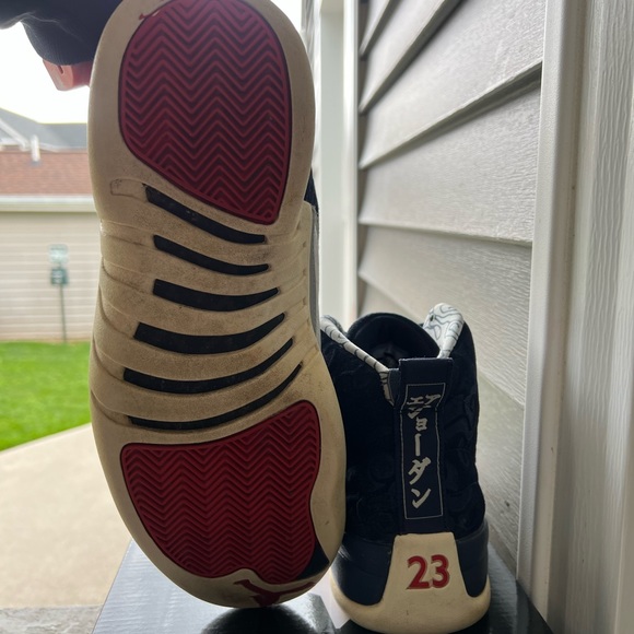 jordan retro 12 Internation Flight - Picture 4 of 5